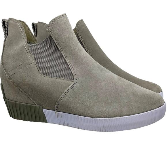 Sorel Shoes - Sorel Grey Suede Out N About Wedge Boots Size 8 1/2